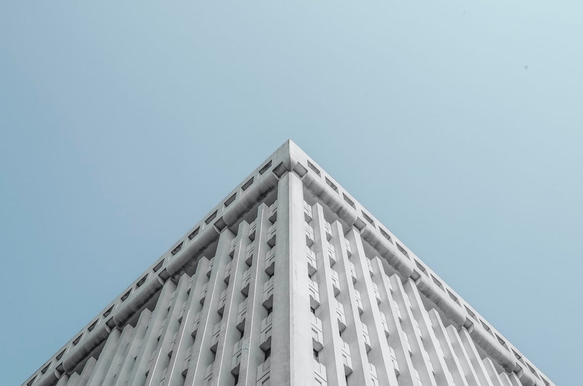 人人影视口径复写法：先写清主语，再回头确认单位是不是漏标（对齐三件套）